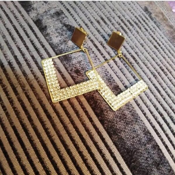 Golden Edge – Rhinestone Square Drop Earrings